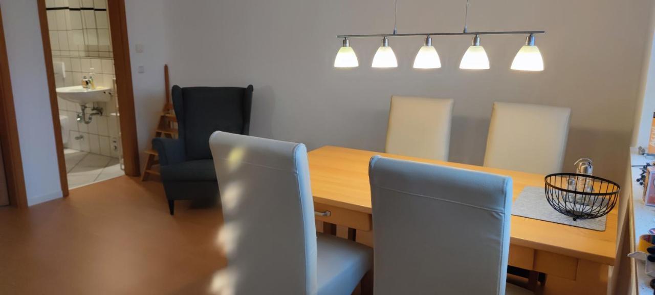 Moderne Ferienwohnung Lindlar, Dorf- Und Waldnah, Gratis W-Lan, Nr Exterior foto